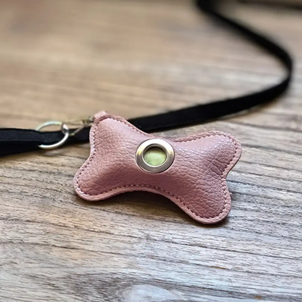 Distributeur de sacs à crottes pour chien en PU cuir portable en forme d'os - Image 9