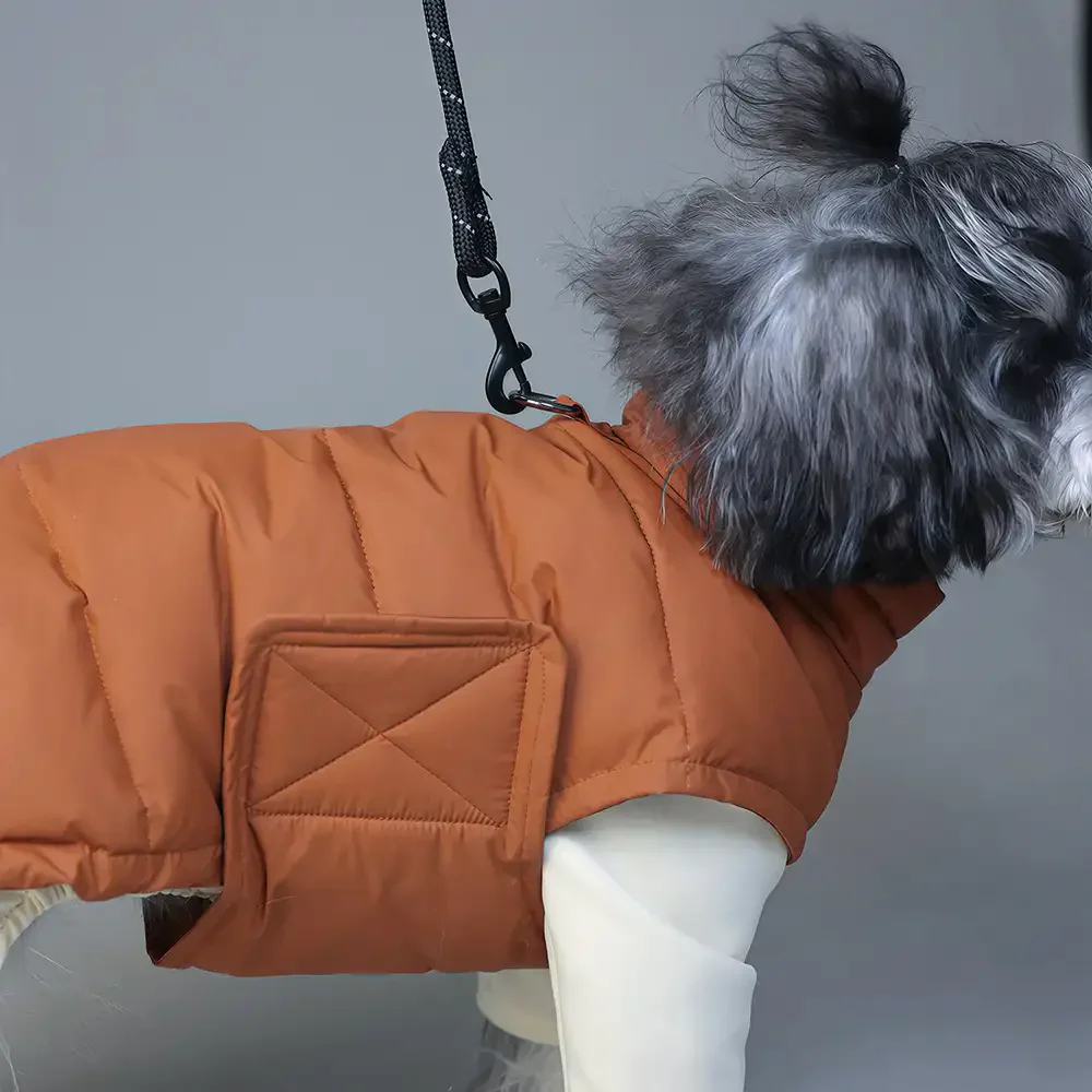 Gilet pour chien en duvet d'oie rempli d'hiver, léger, manteau chaud pour chien avec anneau pour laisse. - Image 3