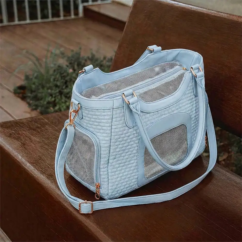 Sac de transport pour animaux en cuir synthétique respirant et portable, adapté pour les chiens et les chats, idéal pour les voyages et les vétérinaires. - Image 3
