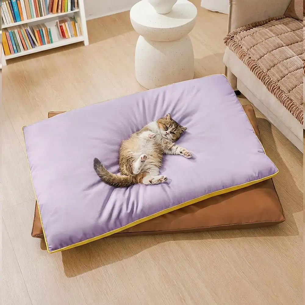 Tapis pour chien double face, imperméable, résistant aux rayures et lavable. - Image 9